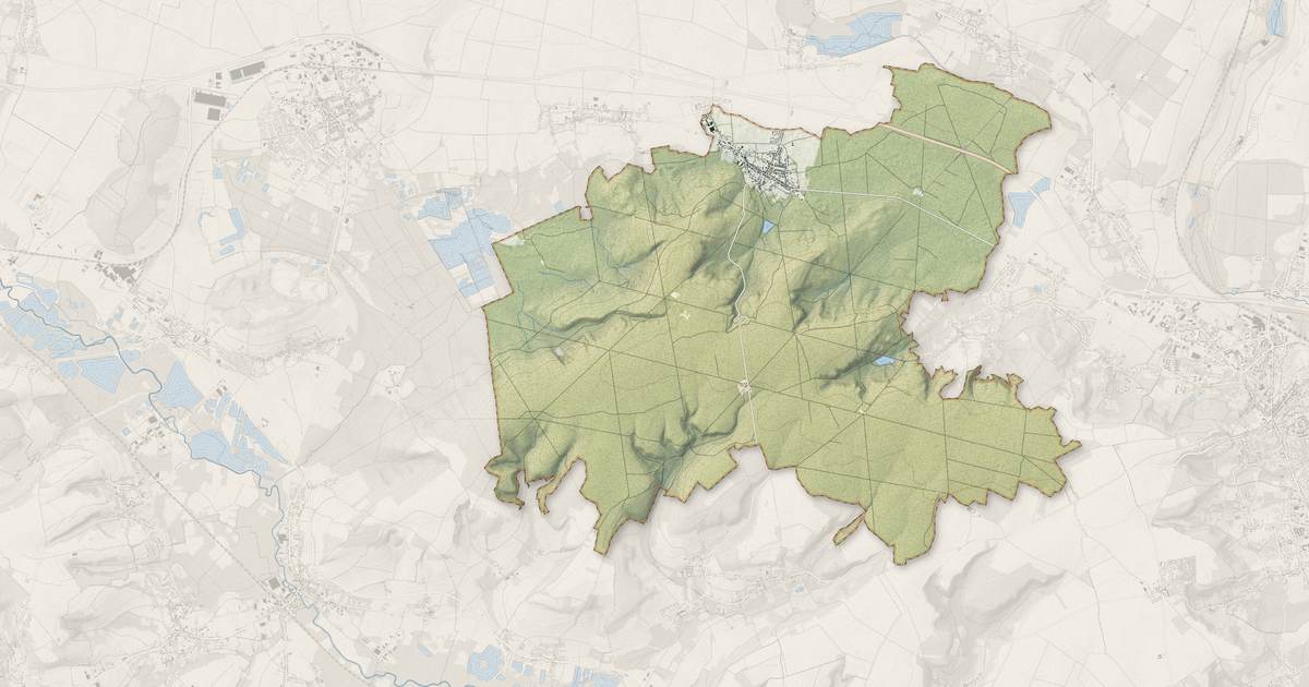 Portrait cartographique de La Neuville-en-Hez : relief, eau, forêts, bâti et voies, calculés à partir des données de l'IGN