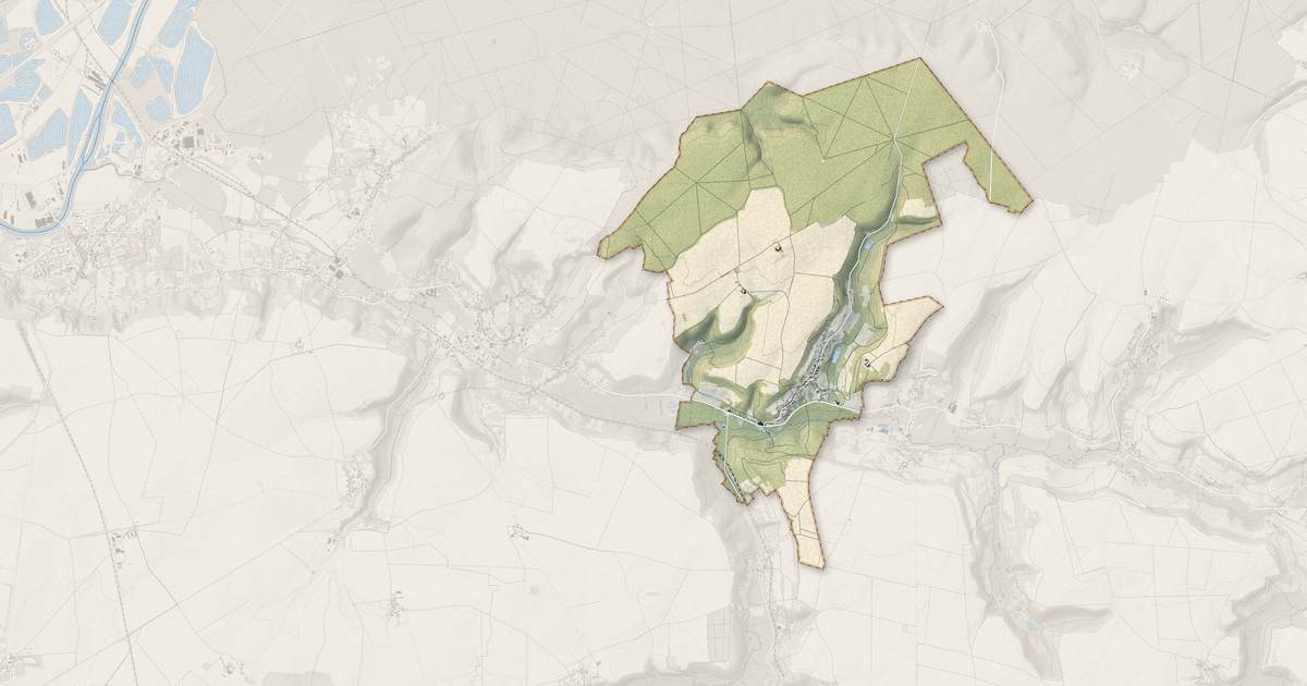 Portrait cartographique de Orrouy : relief, eau, forêts, bâti et voies, calculés à partir des données de l'IGN