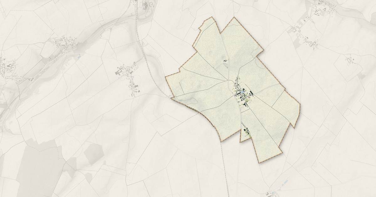 Portrait cartographique de Le Ployron : relief, eau, forêts, bâti et voies, calculés à partir des données de l'IGN