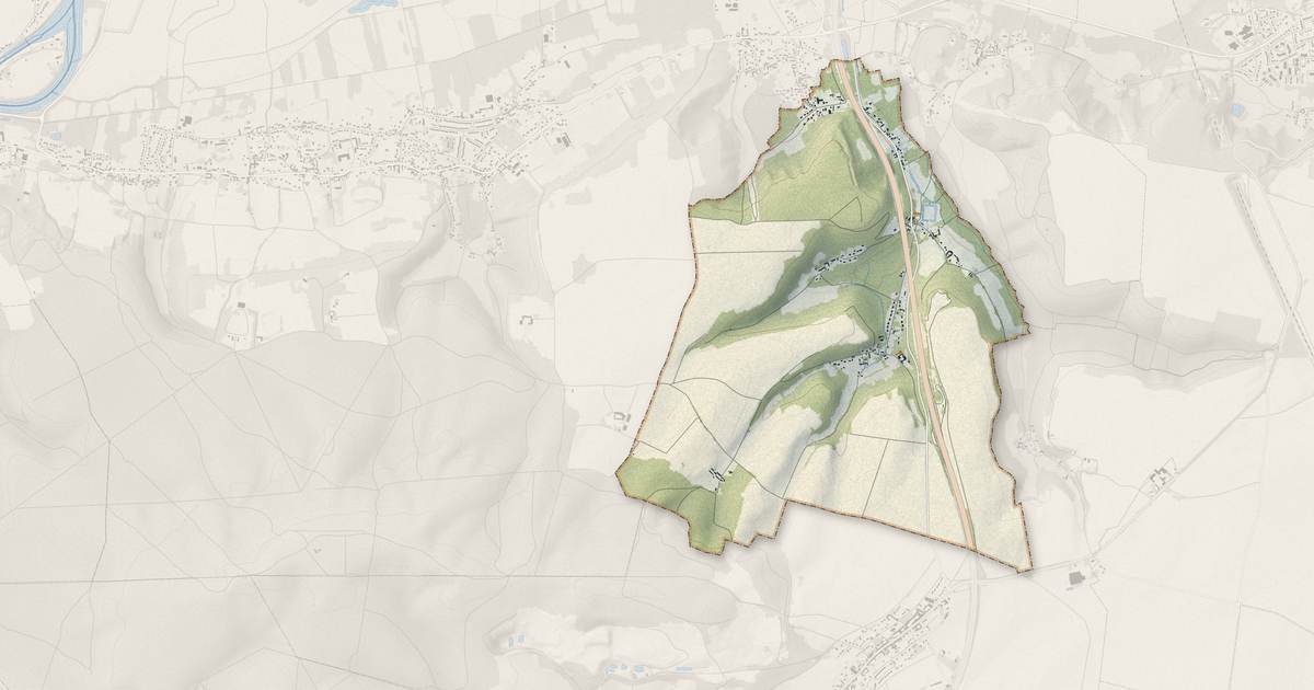 Portrait cartographique de Roberval : relief, eau, forêts, bâti et voies, calculés à partir des données de l'IGN