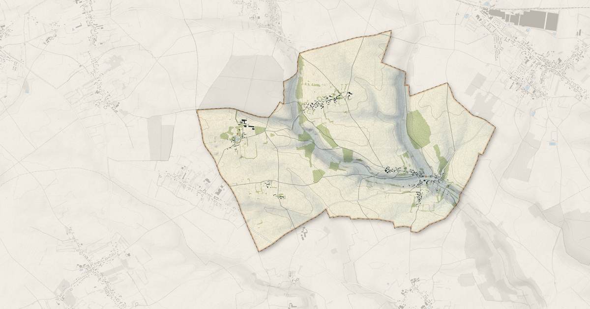 Portrait cartographique de Saint-Arnoult : relief, eau, forêts, bâti et voies, calculés à partir des données de l'IGN