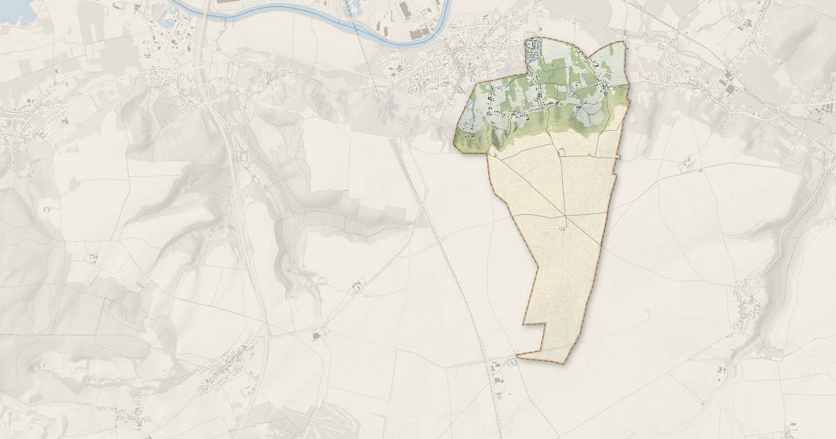 Portrait cartographique de Saint-Vaast-de-Longmont : relief, eau, forêts, bâti et voies, calculés à partir des données de l'IGN