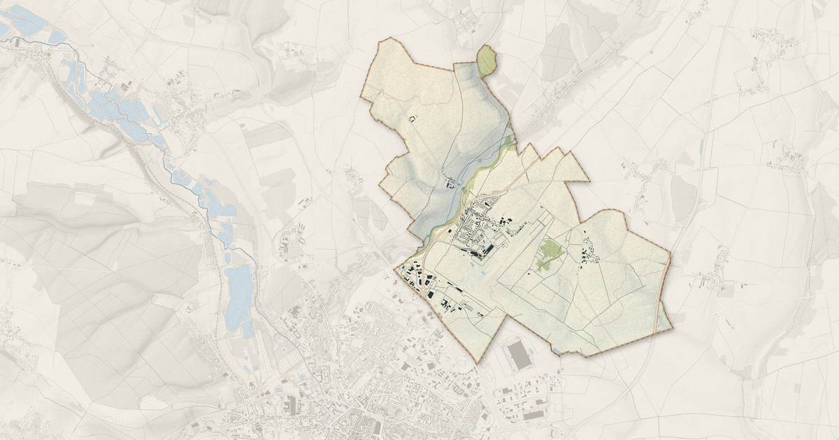 Portrait cartographique de Tillé : relief, eau, forêts, bâti et voies, calculés à partir des données de l'IGN