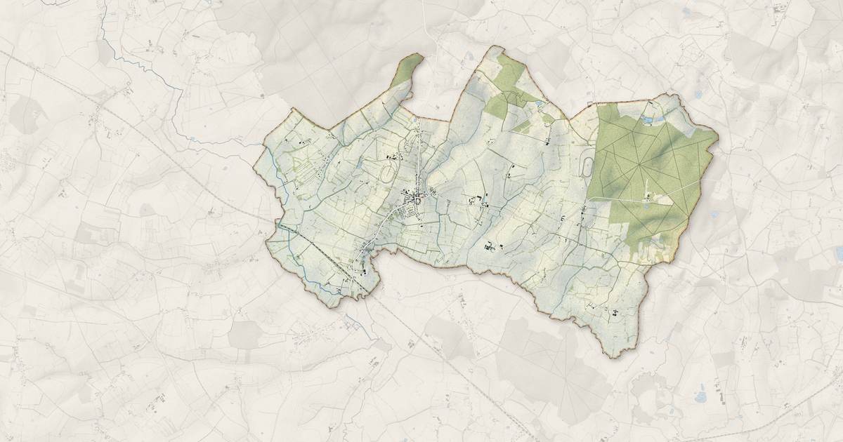Portrait cartographique de Almenêches : relief, eau, forêts, bâti et voies, calculés à partir des données de l'IGN