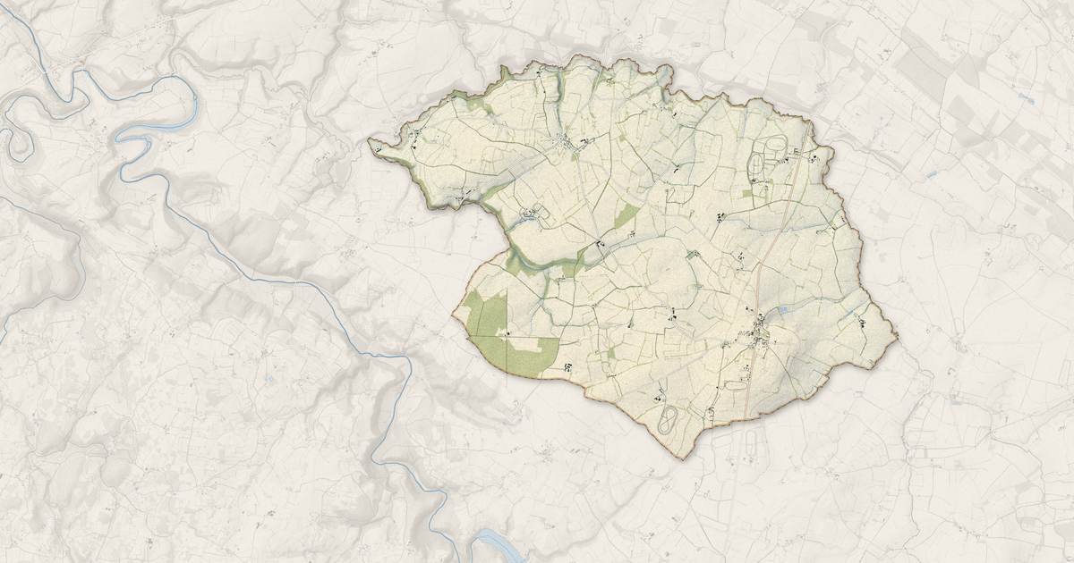 Portrait cartographique de Bazoches-au-Houlme : relief, eau, forêts, bâti et voies, calculés à partir des données de l'IGN