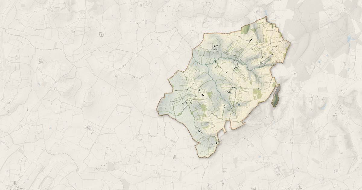 Portrait cartographique de Brullemail : relief, eau, forêts, bâti et voies, calculés à partir des données de l'IGN