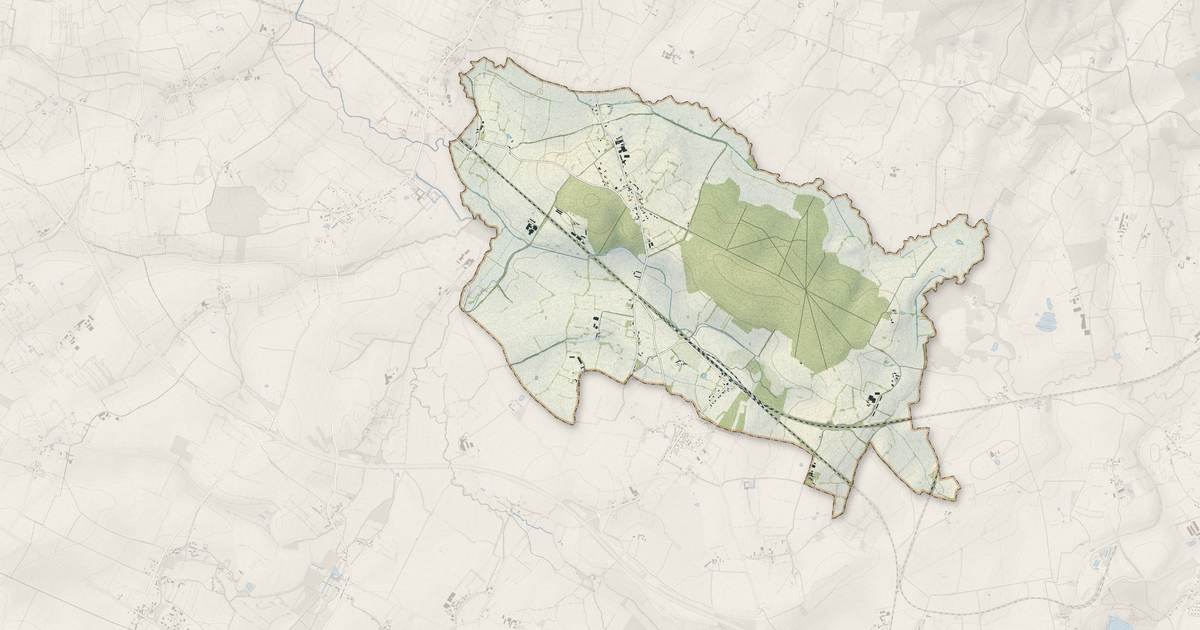 Portrait cartographique de Le Château-d'Almenêches : relief, eau, forêts, bâti et voies, calculés à partir des données de l'IGN