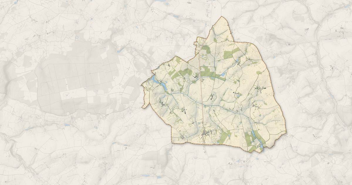 Portrait cartographique de Ciral : relief, eau, forêts, bâti et voies, calculés à partir des données de l'IGN