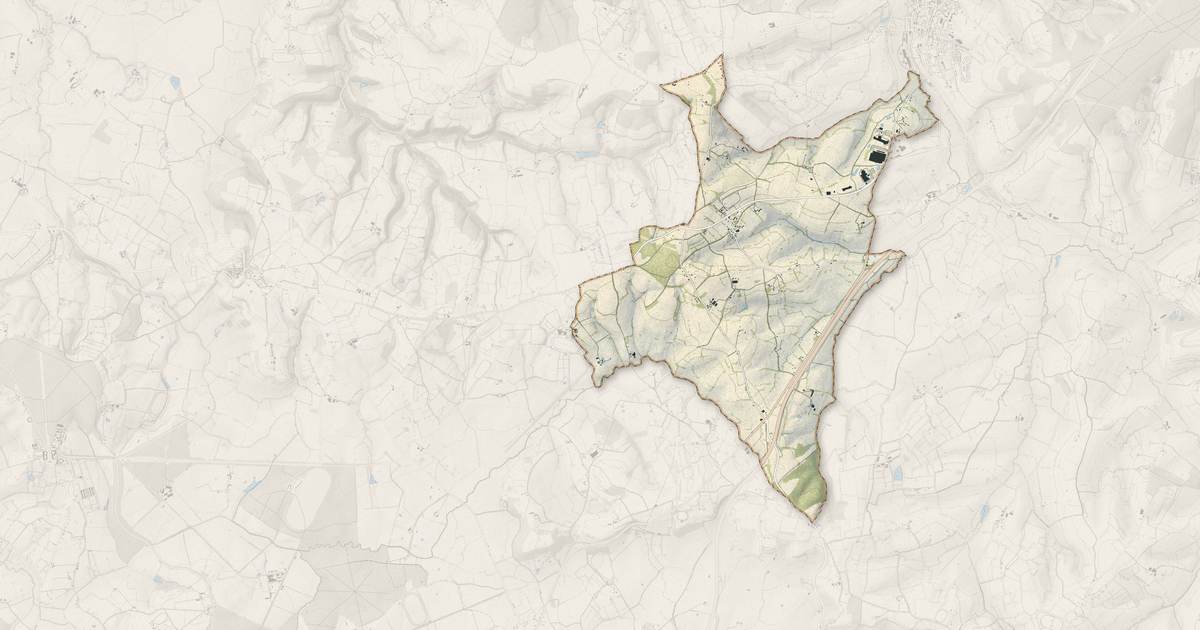 Portrait cartographique de Croisilles : relief, eau, forêts, bâti et voies, calculés à partir des données de l'IGN
