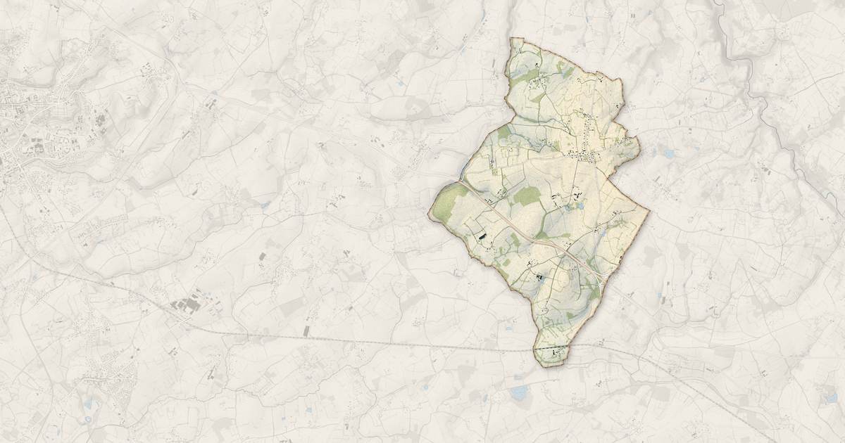 Portrait cartographique de Durcet : relief, eau, forêts, bâti et voies, calculés à partir des données de l'IGN
