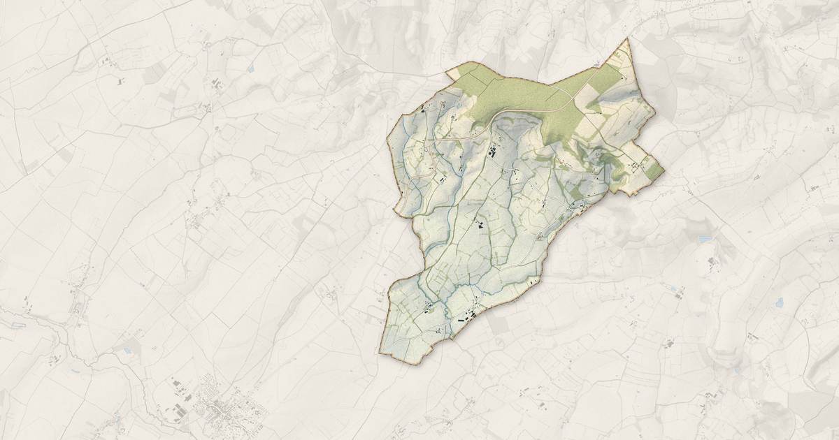 Portrait cartographique de Écorches : relief, eau, forêts, bâti et voies, calculés à partir des données de l'IGN