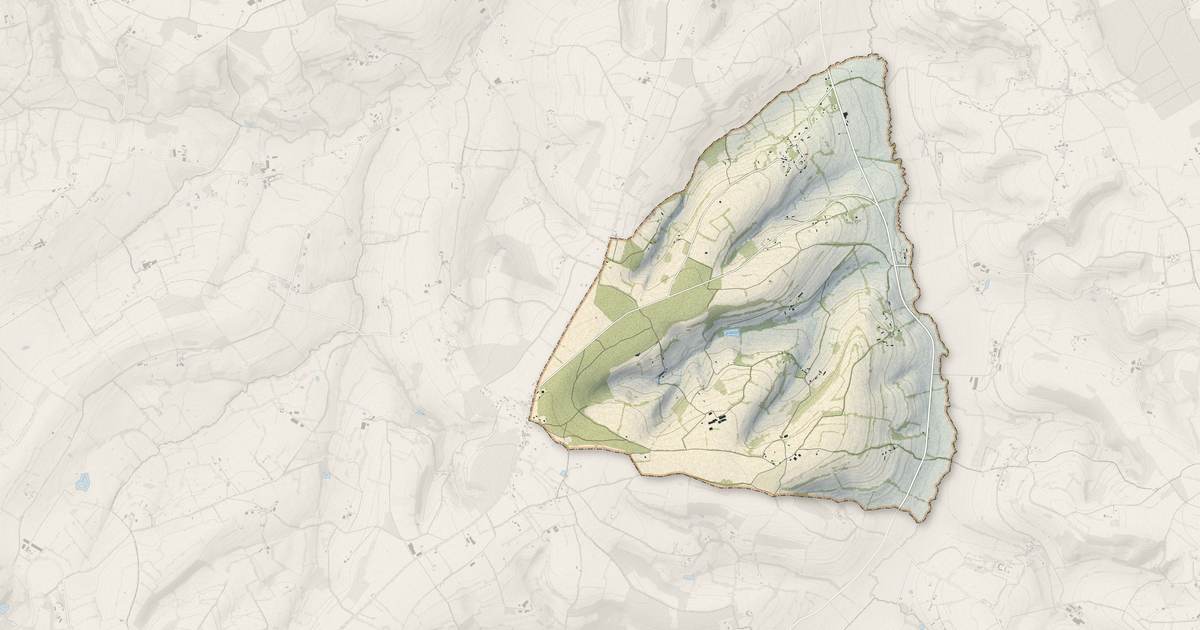 Portrait cartographique de Fresnay-le-Samson : relief, eau, forêts, bâti et voies, calculés à partir des données de l'IGN