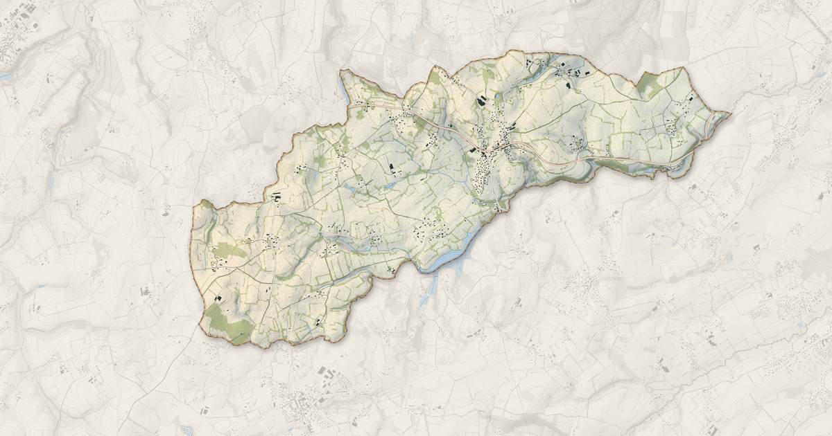 Portrait cartographique de Landisacq : relief, eau, forêts, bâti et voies, calculés à partir des données de l'IGN