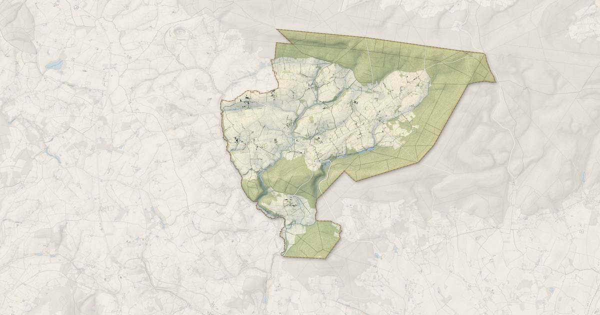 Portrait cartographique de L'Orée-d'Écouves : relief, eau, forêts, bâti et voies, calculés à partir des données de l'IGN