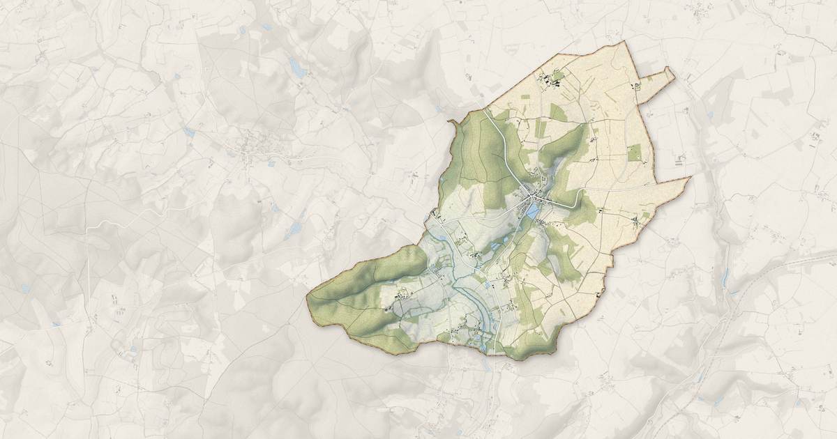 Portrait cartographique de La Madeleine-Bouvet : relief, eau, forêts, bâti et voies, calculés à partir des données de l'IGN