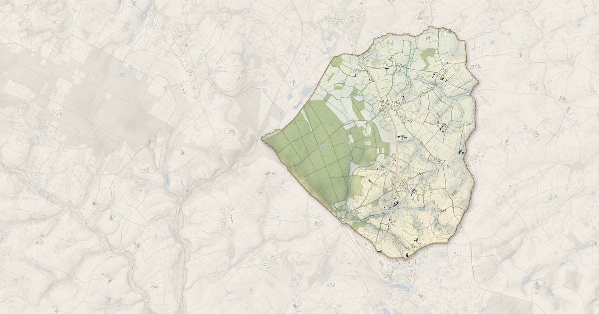 Portrait cartographique de Saint-André-de-Messei : relief, eau, forêts, bâti et voies, calculés à partir des données de l'IGN
