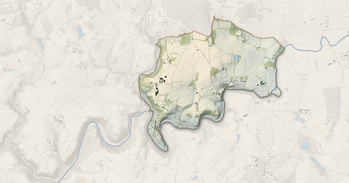 Portrait cartographique de Saint-Céneri-le-Gérei : relief, eau, forêts, bâti et voies, calculés à partir des données de l'IGN
