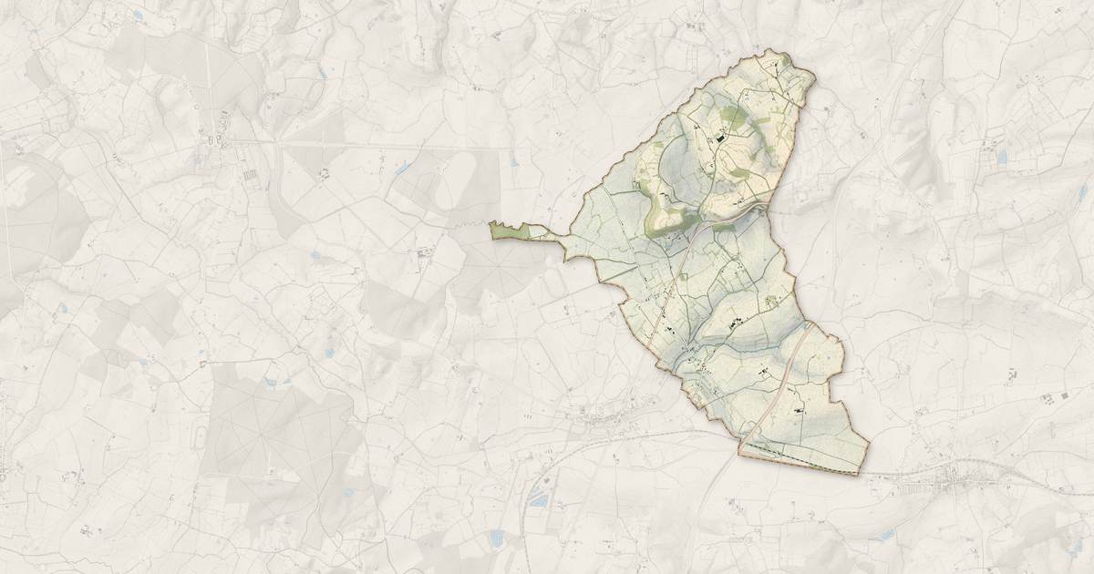 Portrait cartographique de Saint-Germain-de-Clairefeuille : relief, eau, forêts, bâti et voies, calculés à partir des données de l'IGN
