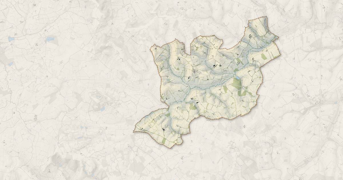 Portrait cartographique de Saint-Jouin-de-Blavou : relief, eau, forêts, bâti et voies, calculés à partir des données de l'IGN