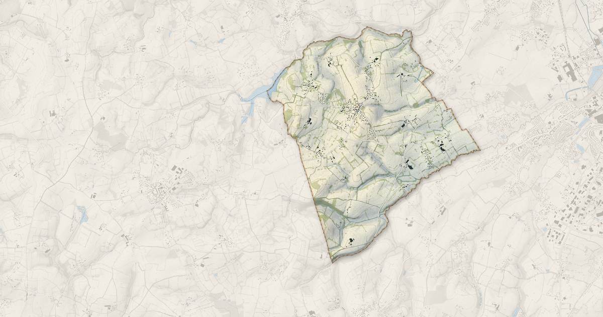 Portrait cartographique de Saint-Paul : relief, eau, forêts, bâti et voies, calculés à partir des données de l'IGN