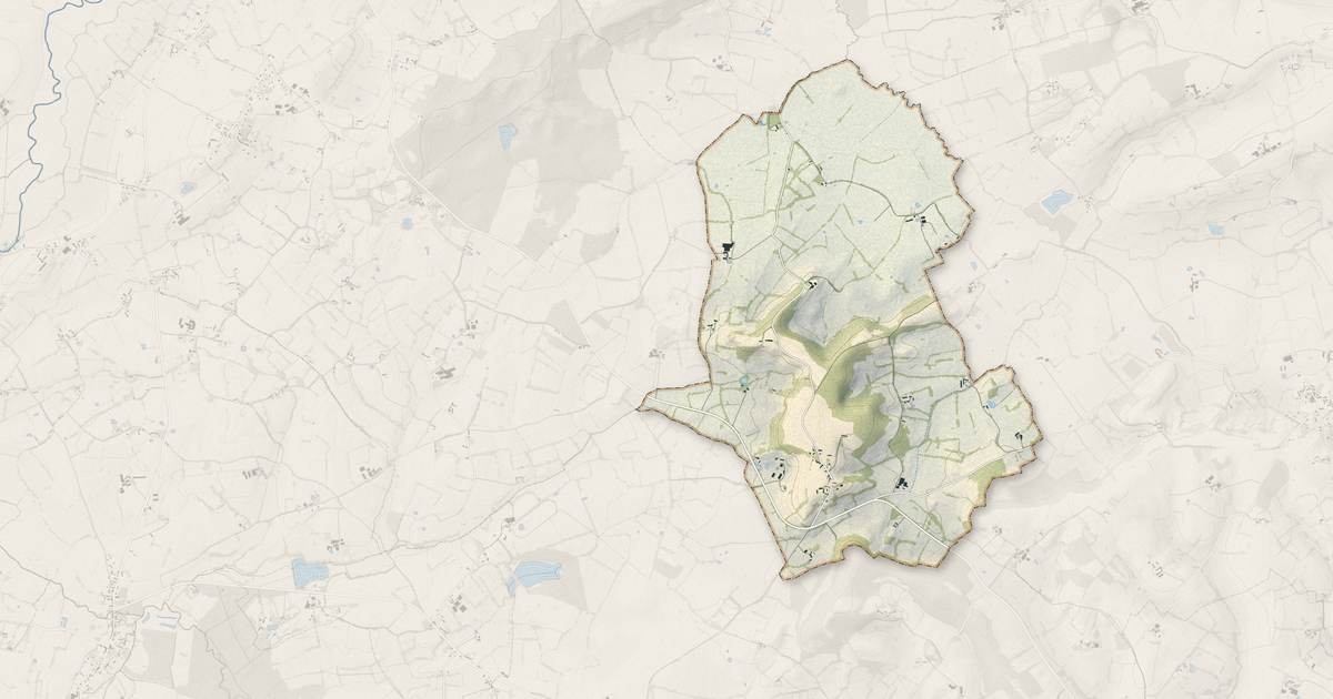 Portrait cartographique de Saint-Quentin-de-Blavou : relief, eau, forêts, bâti et voies, calculés à partir des données de l'IGN