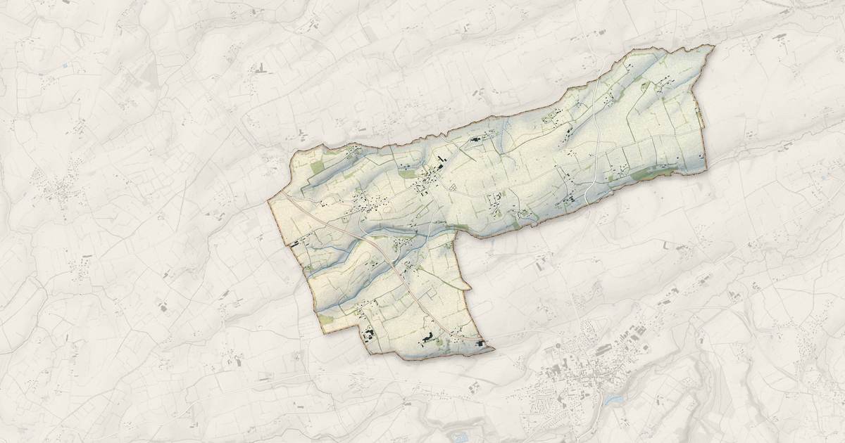 Portrait cartographique de Saint-Quentin-les-Chardonnets : relief, eau, forêts, bâti et voies, calculés à partir des données de l'IGN