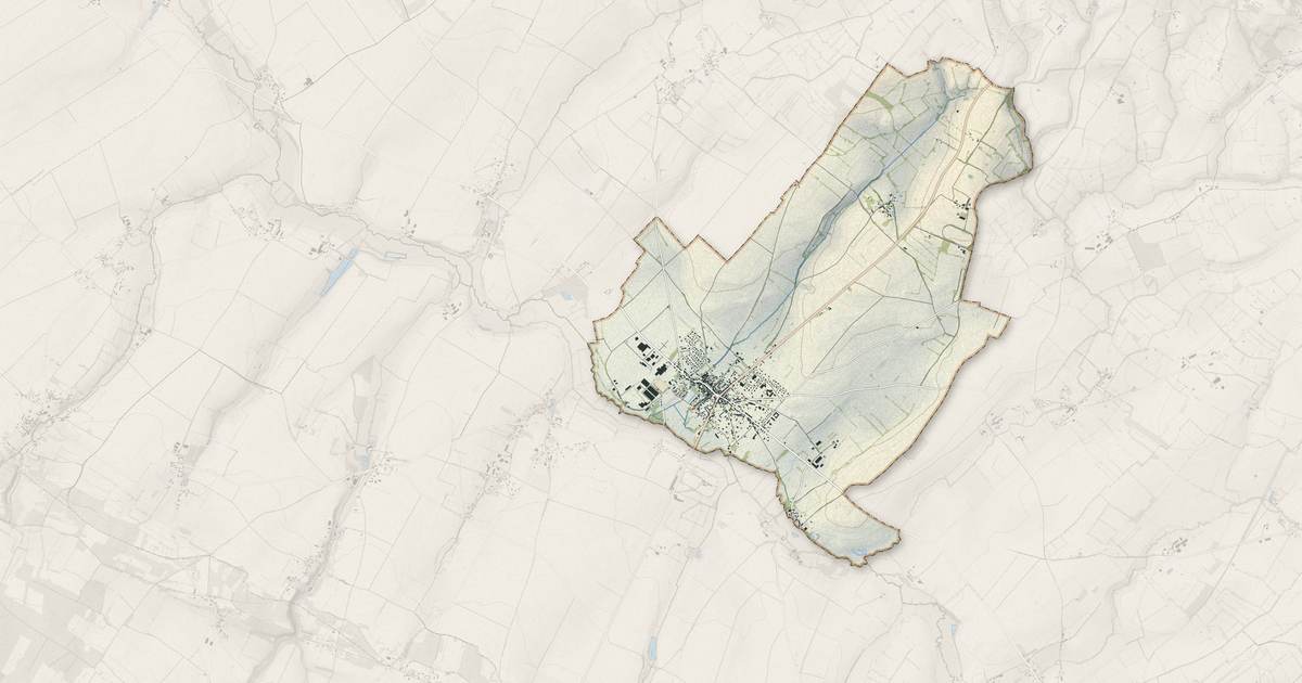Portrait cartographique de Trun : relief, eau, forêts, bâti et voies, calculés à partir des données de l'IGN