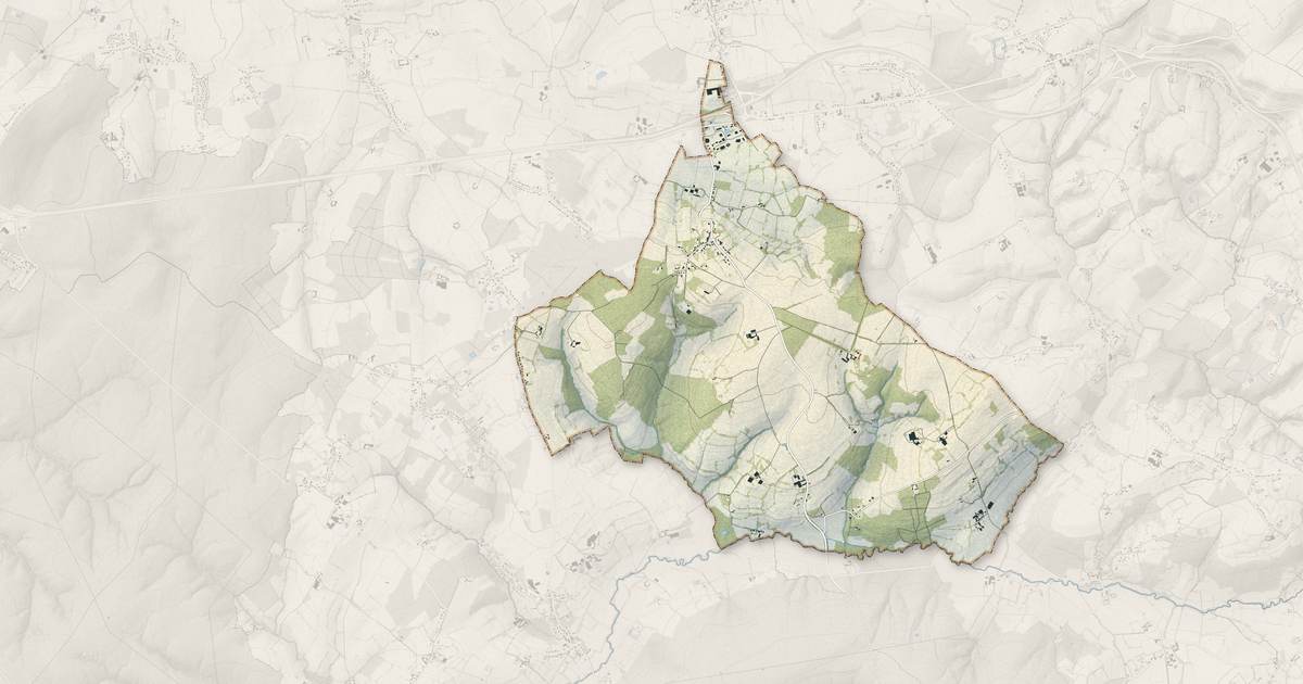 Portrait cartographique de Alincthun : relief, eau, forêts, bâti et voies, calculés à partir des données de l'IGN