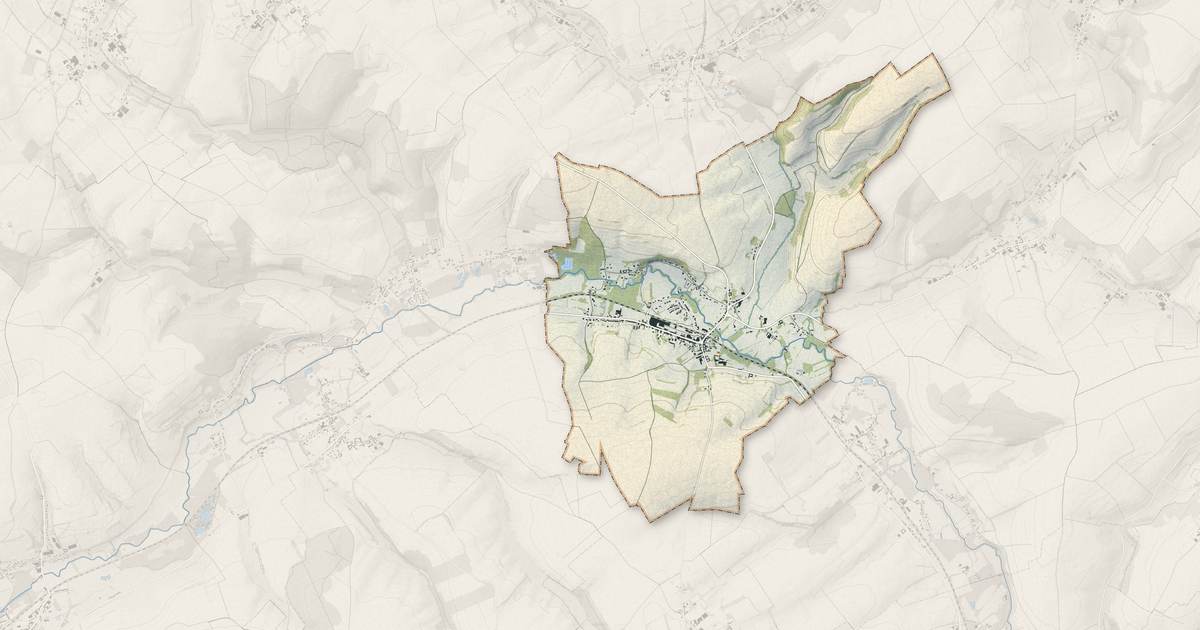 Portrait cartographique de Anvin : relief, eau, forêts, bâti et voies, calculés à partir des données de l'IGN