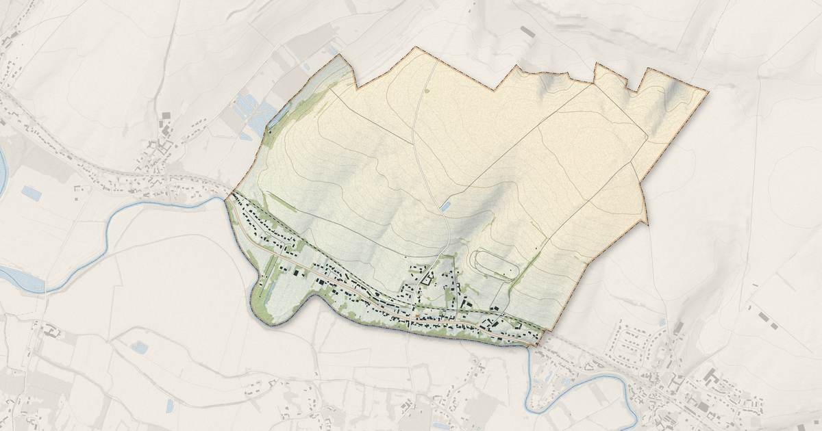 Portrait cartographique de Beutin : relief, eau, forêts, bâti et voies, calculés à partir des données de l'IGN