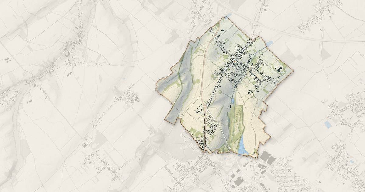 Portrait cartographique de Burbure : relief, eau, forêts, bâti et voies, calculés à partir des données de l'IGN