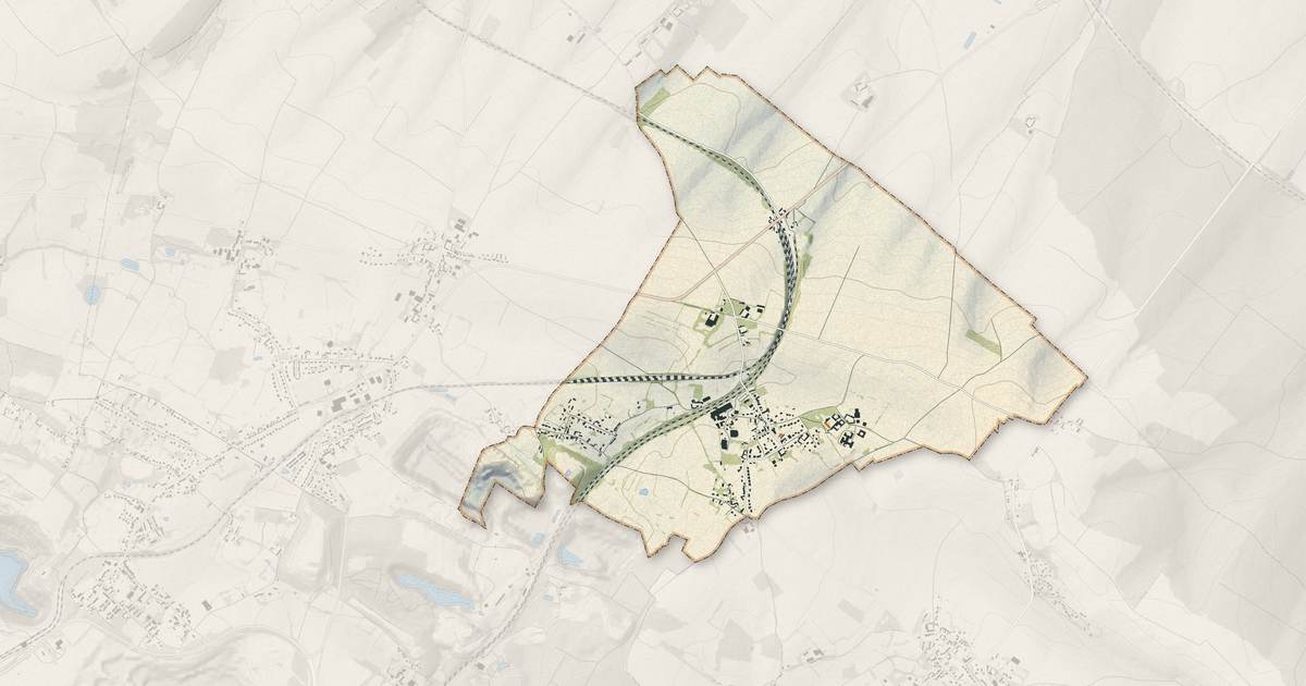 Portrait cartographique de Caffiers : relief, eau, forêts, bâti et voies, calculés à partir des données de l'IGN