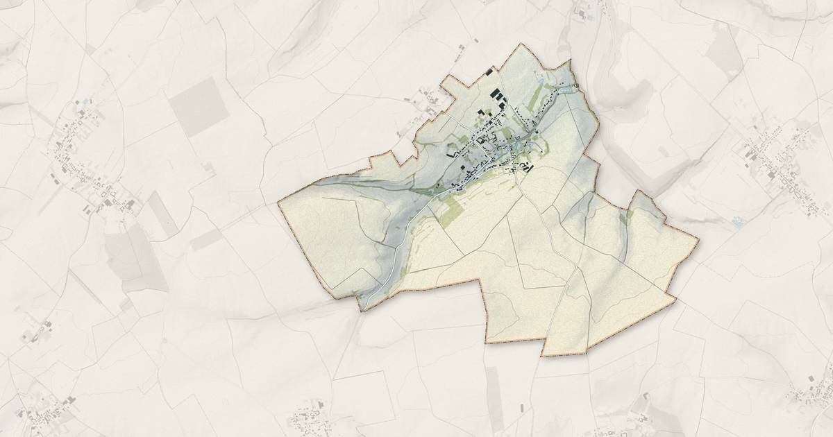 Portrait cartographique de Caucourt : relief, eau, forêts, bâti et voies, calculés à partir des données de l'IGN