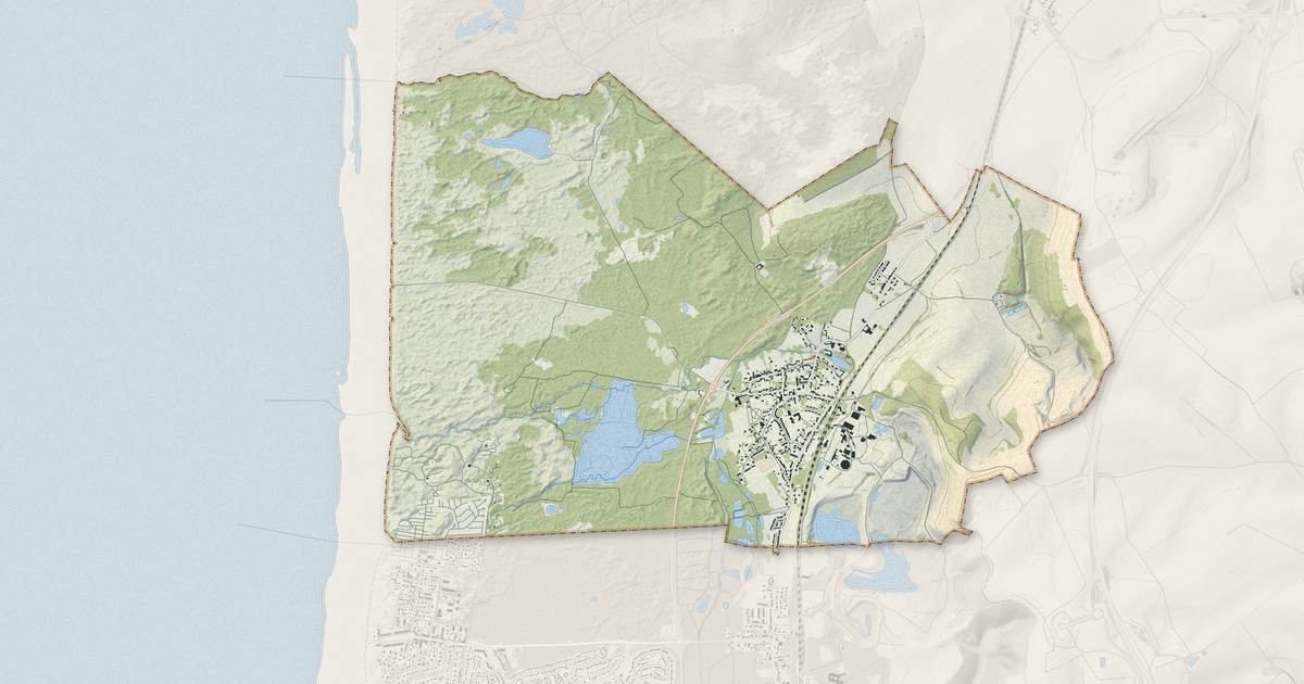 Portrait cartographique de Dannes : relief, eau, forêts, bâti et voies, calculés à partir des données de l'IGN