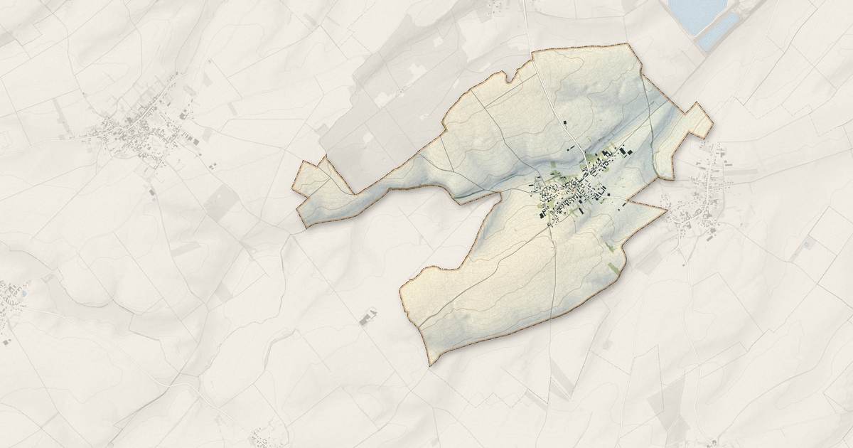 Portrait cartographique de Douchy-lès-Ayette : relief, eau, forêts, bâti et voies, calculés à partir des données de l'IGN