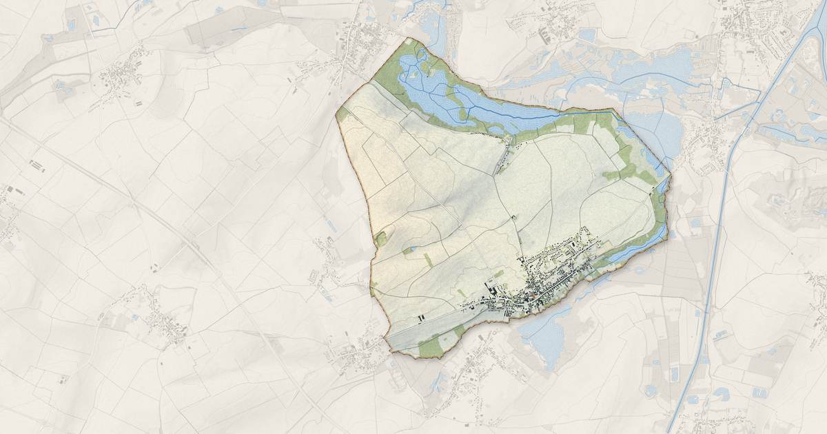 Portrait cartographique de Écourt-Saint-Quentin : relief, eau, forêts, bâti et voies, calculés à partir des données de l'IGN