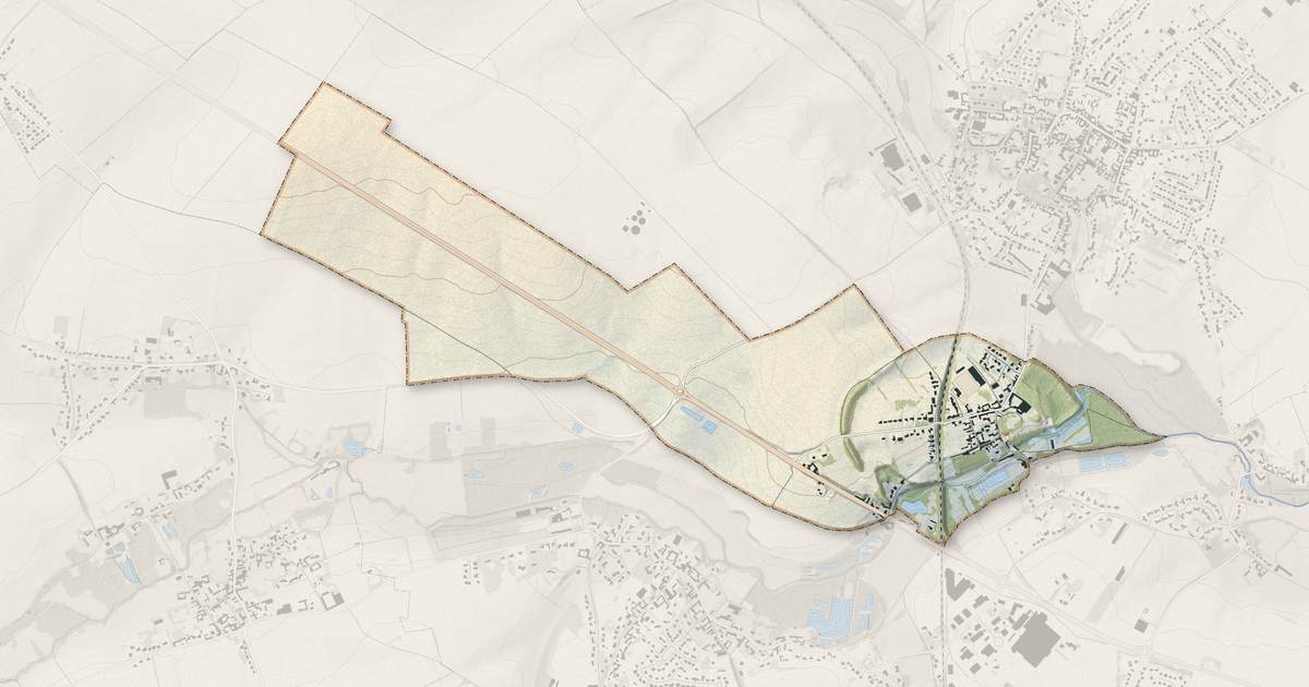 Portrait cartographique de Étrun : relief, eau, forêts, bâti et voies, calculés à partir des données de l'IGN