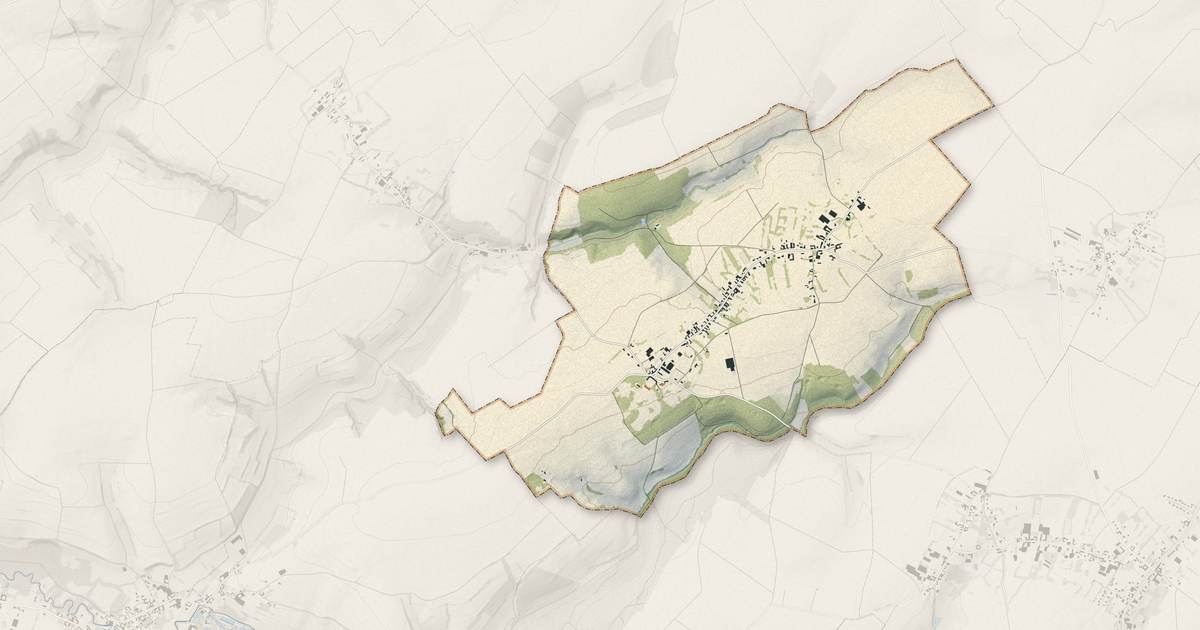 Portrait cartographique de Flers : relief, eau, forêts, bâti et voies, calculés à partir des données de l'IGN