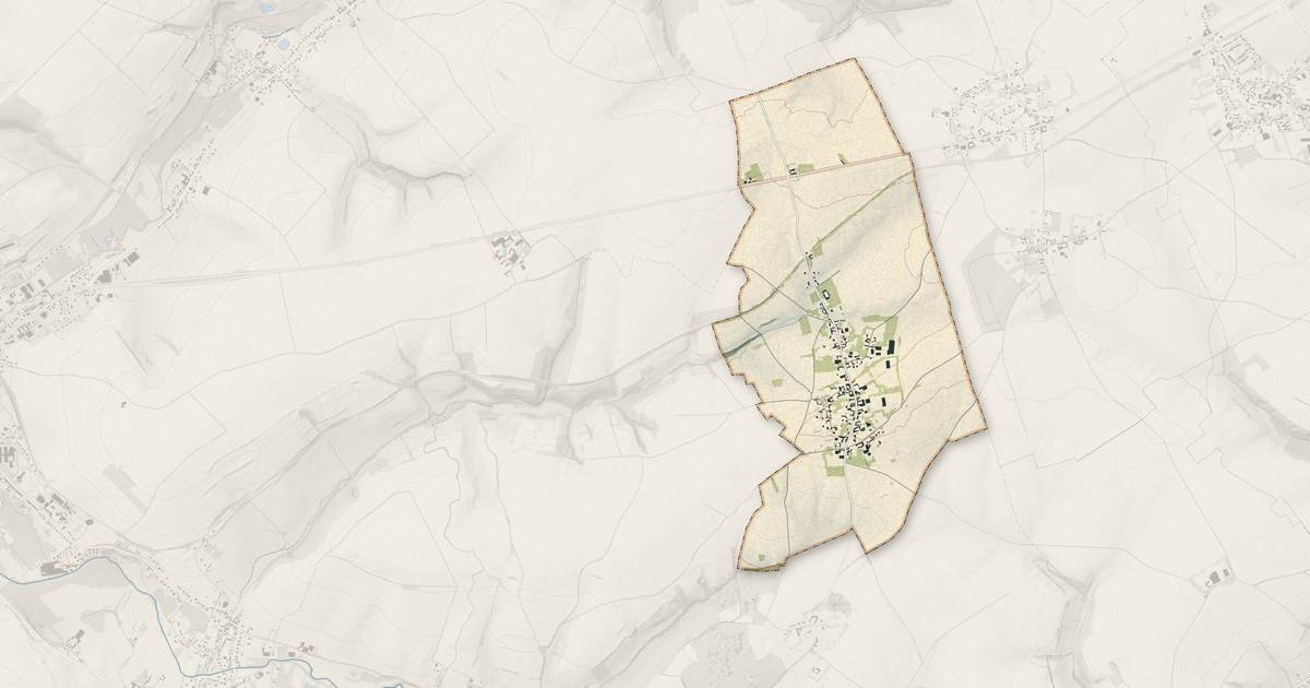 Portrait cartographique de Halloy : relief, eau, forêts, bâti et voies, calculés à partir des données de l'IGN