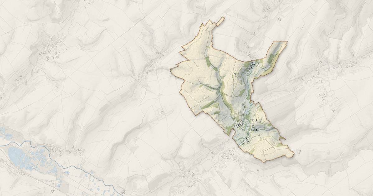 Portrait cartographique de Hesmond : relief, eau, forêts, bâti et voies, calculés à partir des données de l'IGN