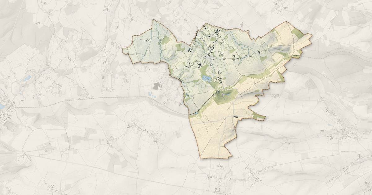 Portrait cartographique de Lottinghen : relief, eau, forêts, bâti et voies, calculés à partir des données de l'IGN