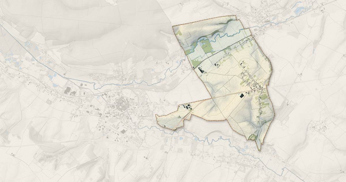Portrait cartographique de Le Parcq : relief, eau, forêts, bâti et voies, calculés à partir des données de l'IGN