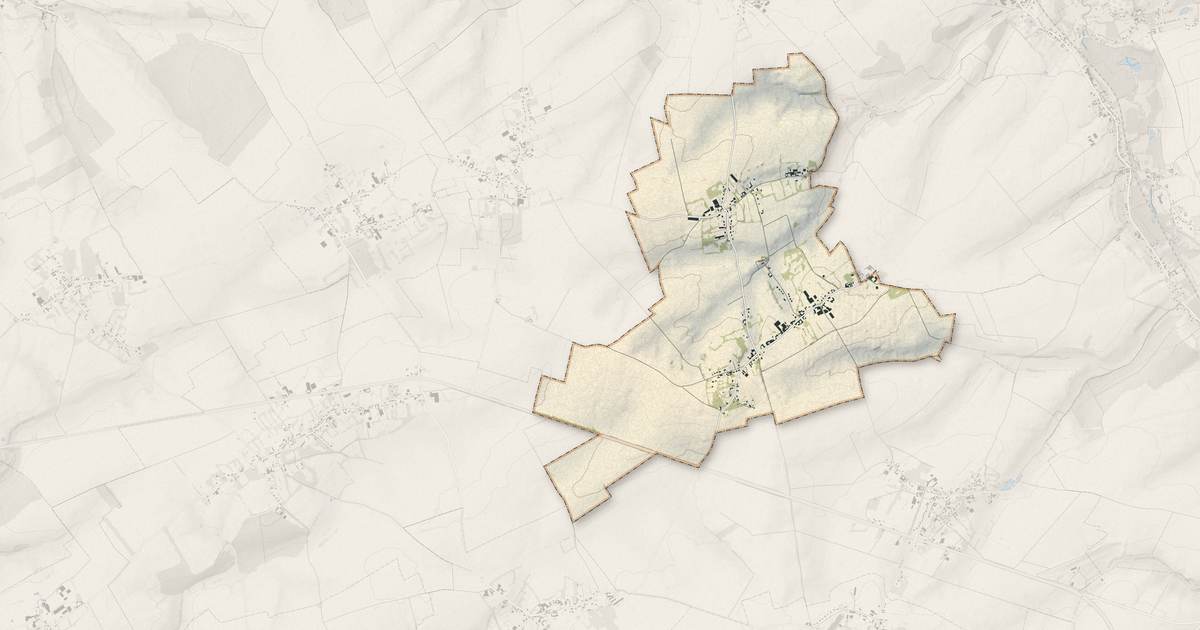 Portrait cartographique de Pierremont : relief, eau, forêts, bâti et voies, calculés à partir des données de l'IGN