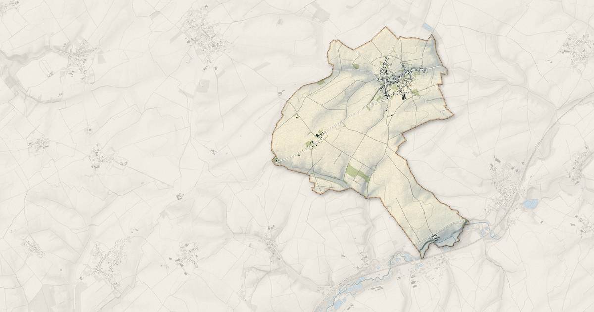 Portrait cartographique de Puisieux : relief, eau, forêts, bâti et voies, calculés à partir des données de l'IGN