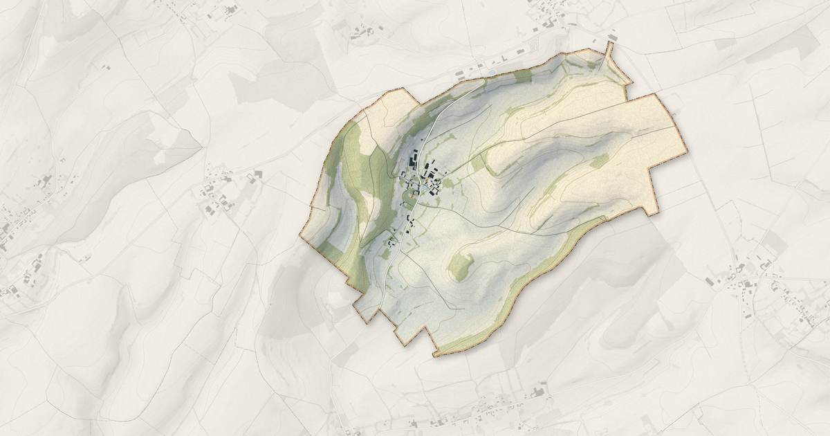 Portrait cartographique de Quilen : relief, eau, forêts, bâti et voies, calculés à partir des données de l'IGN