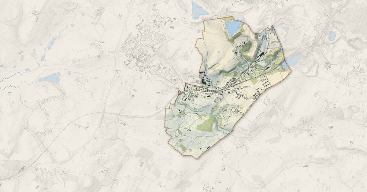 Portrait cartographique de Rinxent : relief, eau, forêts, bâti et voies, calculés à partir des données de l'IGN