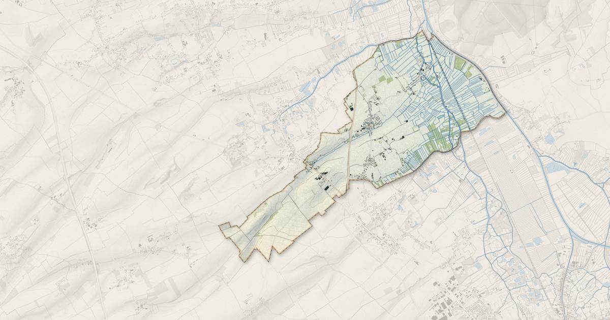Portrait cartographique de Serques : relief, eau, forêts, bâti et voies, calculés à partir des données de l'IGN
