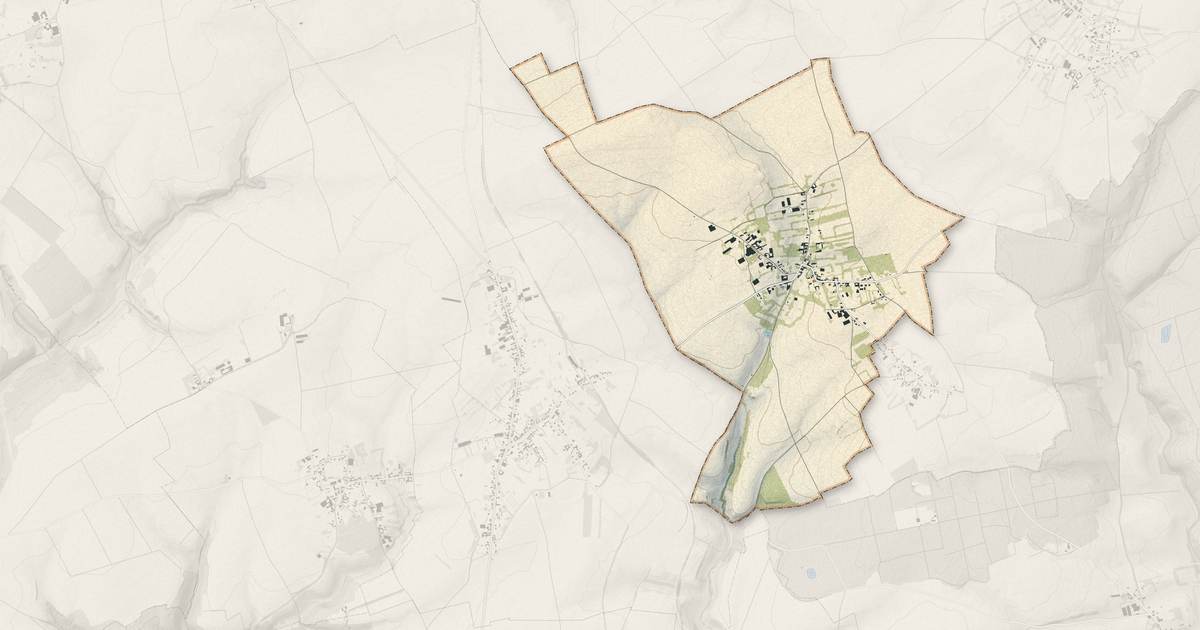Portrait cartographique de Le Souich : relief, eau, forêts, bâti et voies, calculés à partir des données de l'IGN