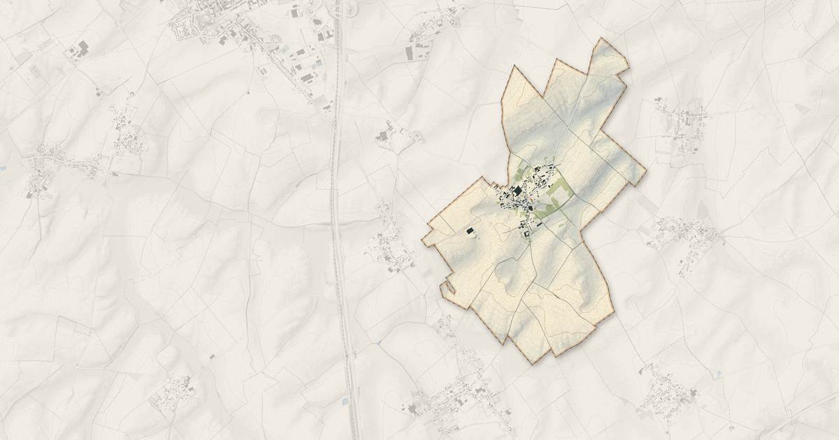 Portrait cartographique de Villers-au-Flos : relief, eau, forêts, bâti et voies, calculés à partir des données de l'IGN