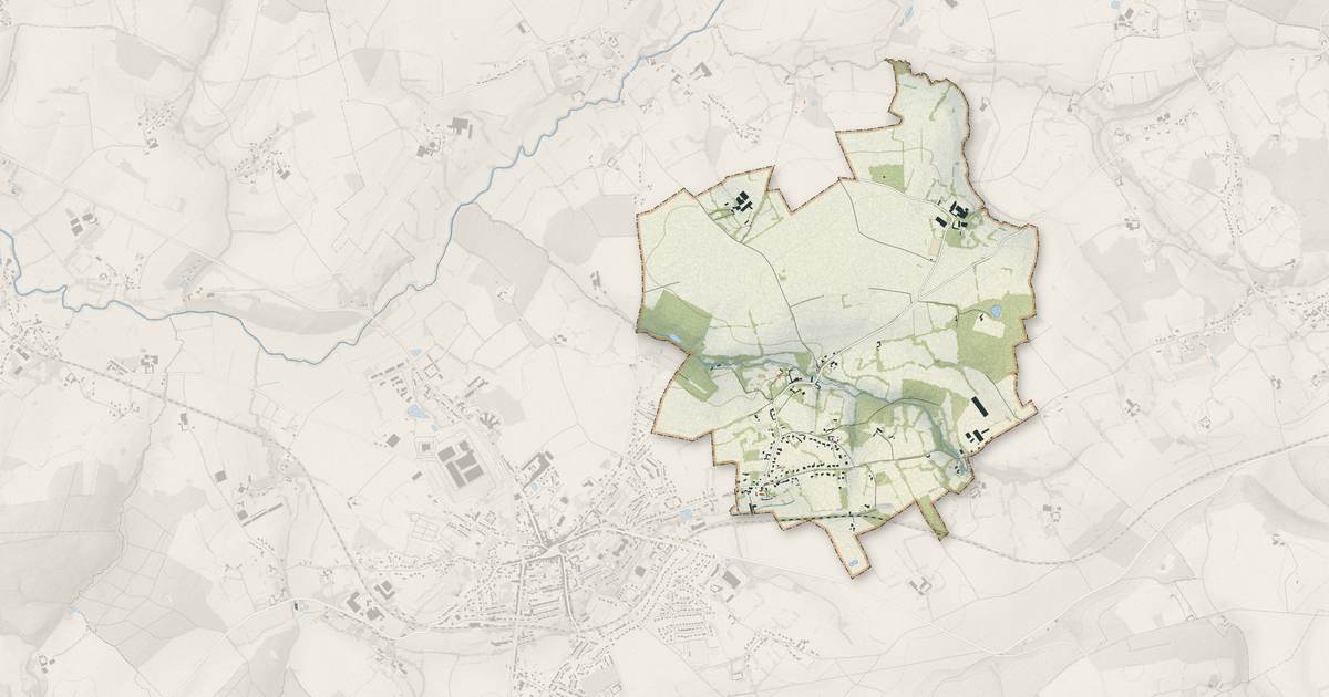 Portrait cartographique de Wierre-au-Bois : relief, eau, forêts, bâti et voies, calculés à partir des données de l'IGN